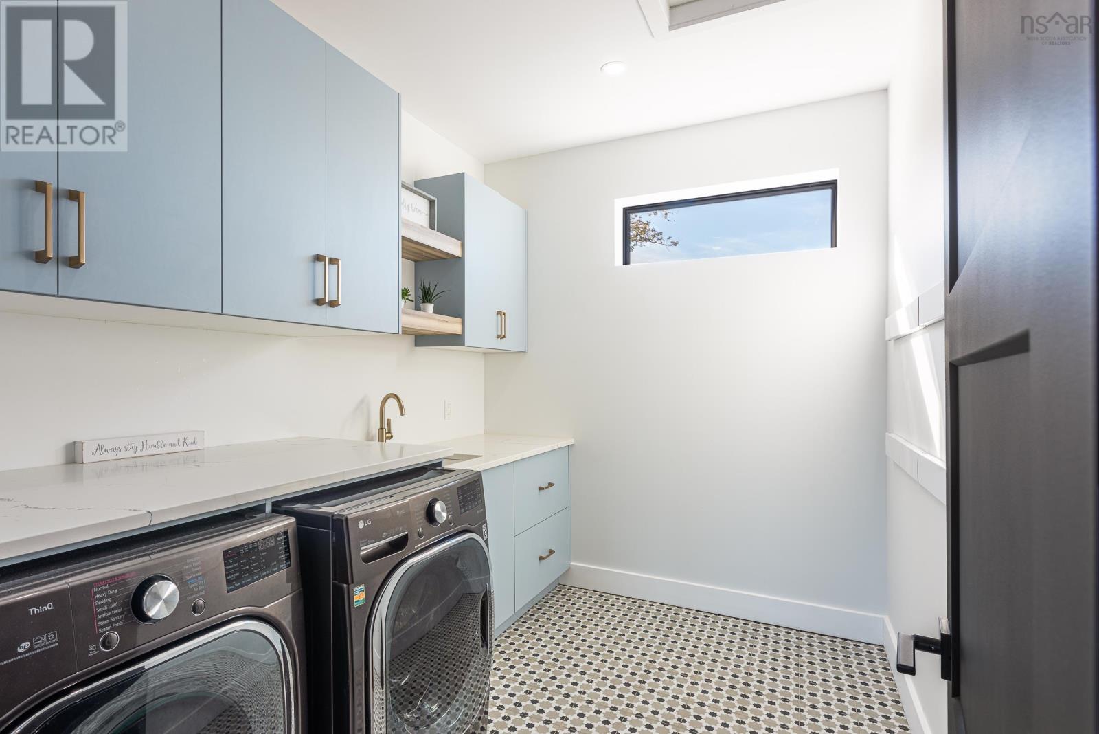 420 Greyowl Drive Property Photo 33
