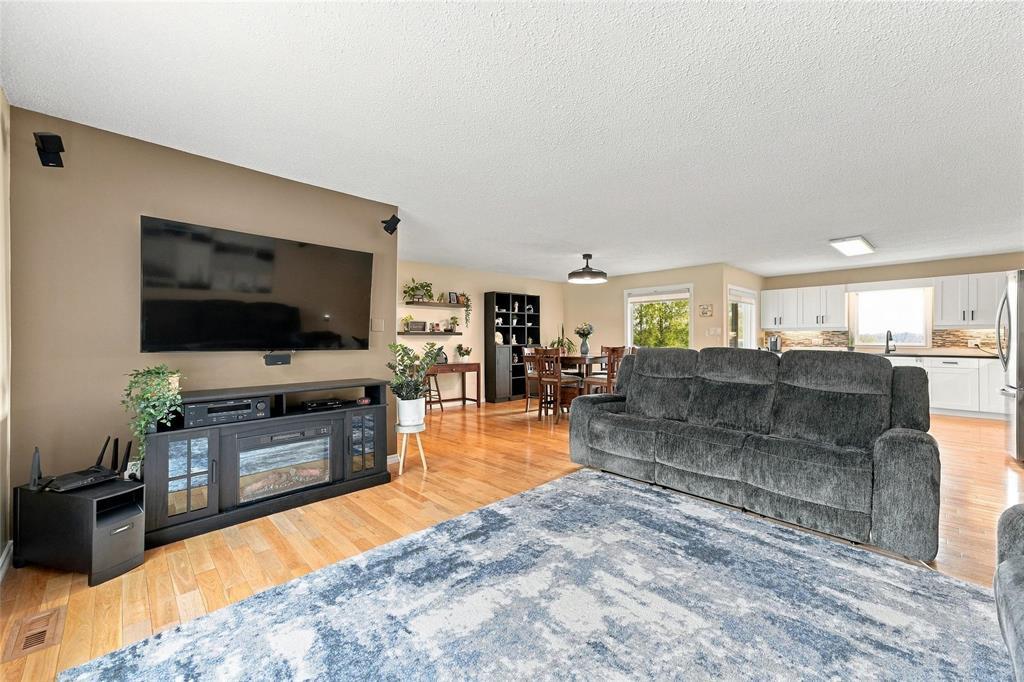 1094 Marchand Road Property Photo 11