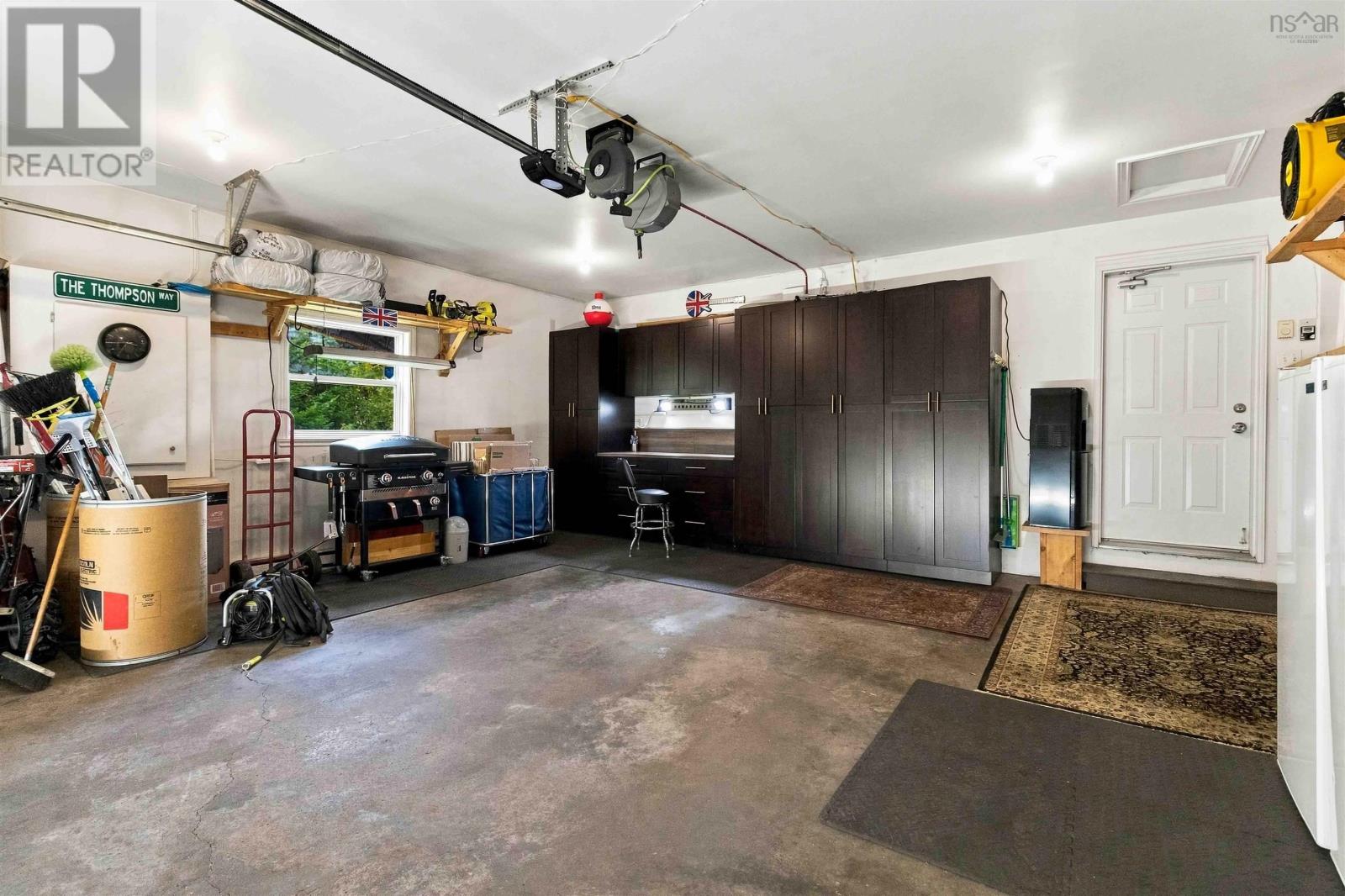 254 Robert Street Property Photo 41