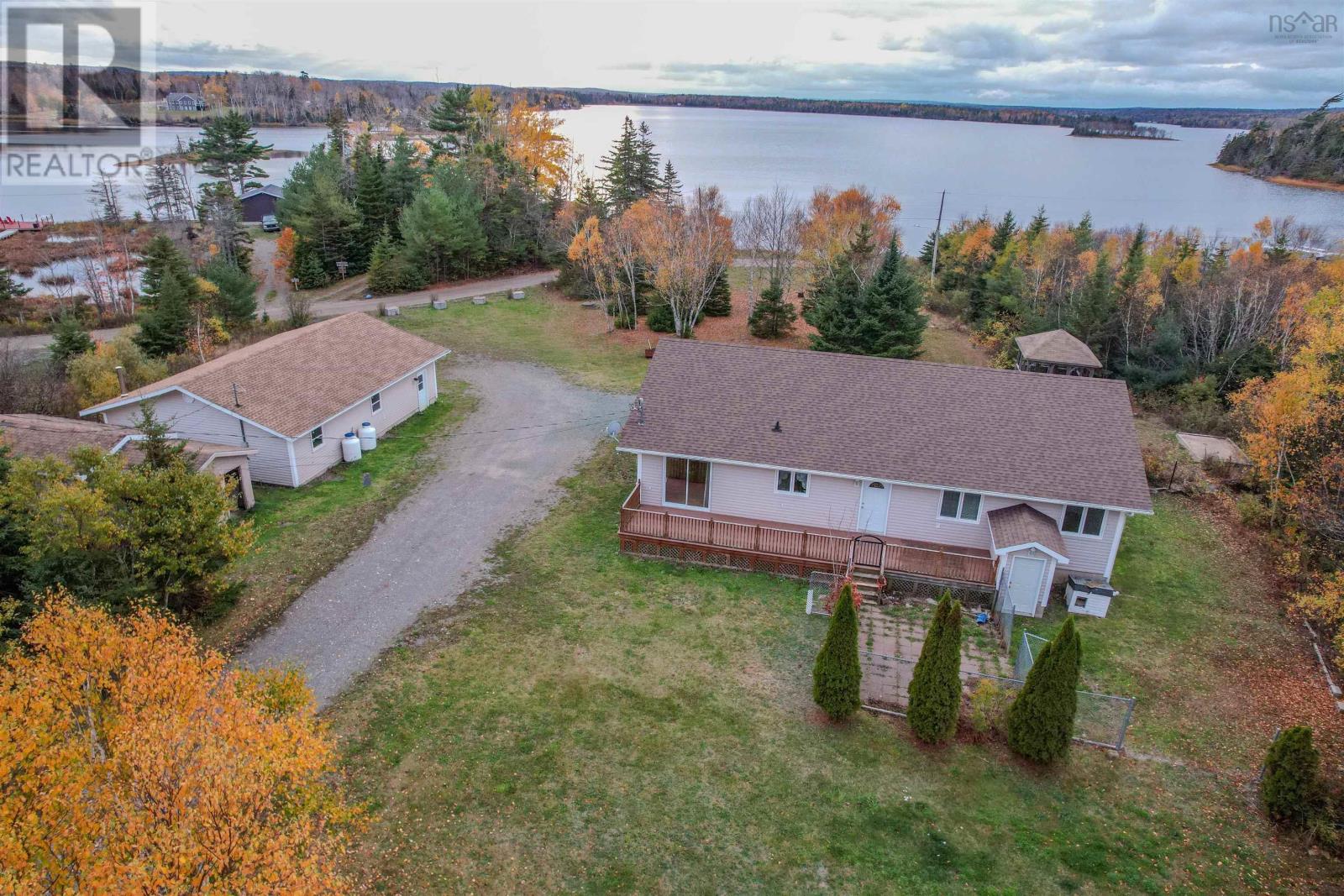 103 Paradise Road Property Photo 3