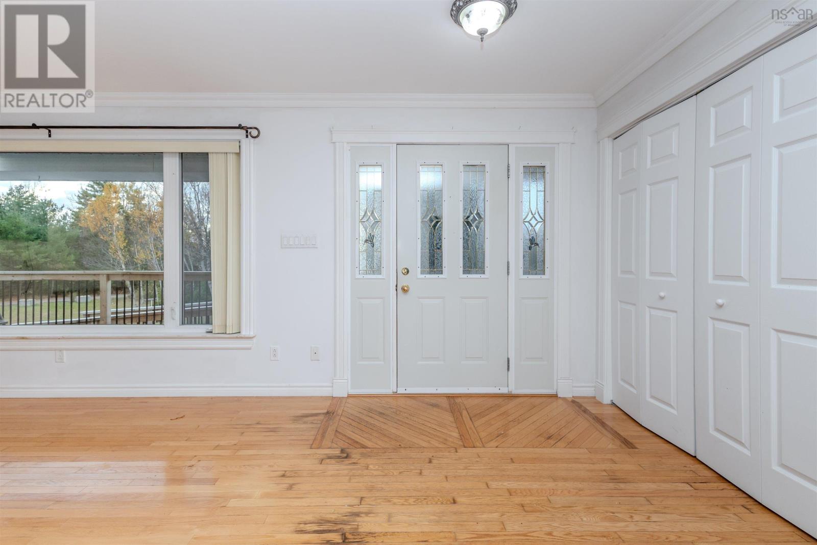 103 Paradise Road Property Photo 8