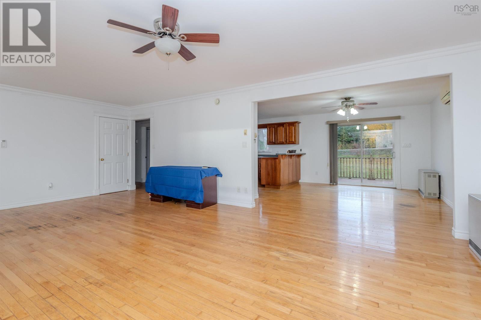 103 Paradise Road Property Photo 10