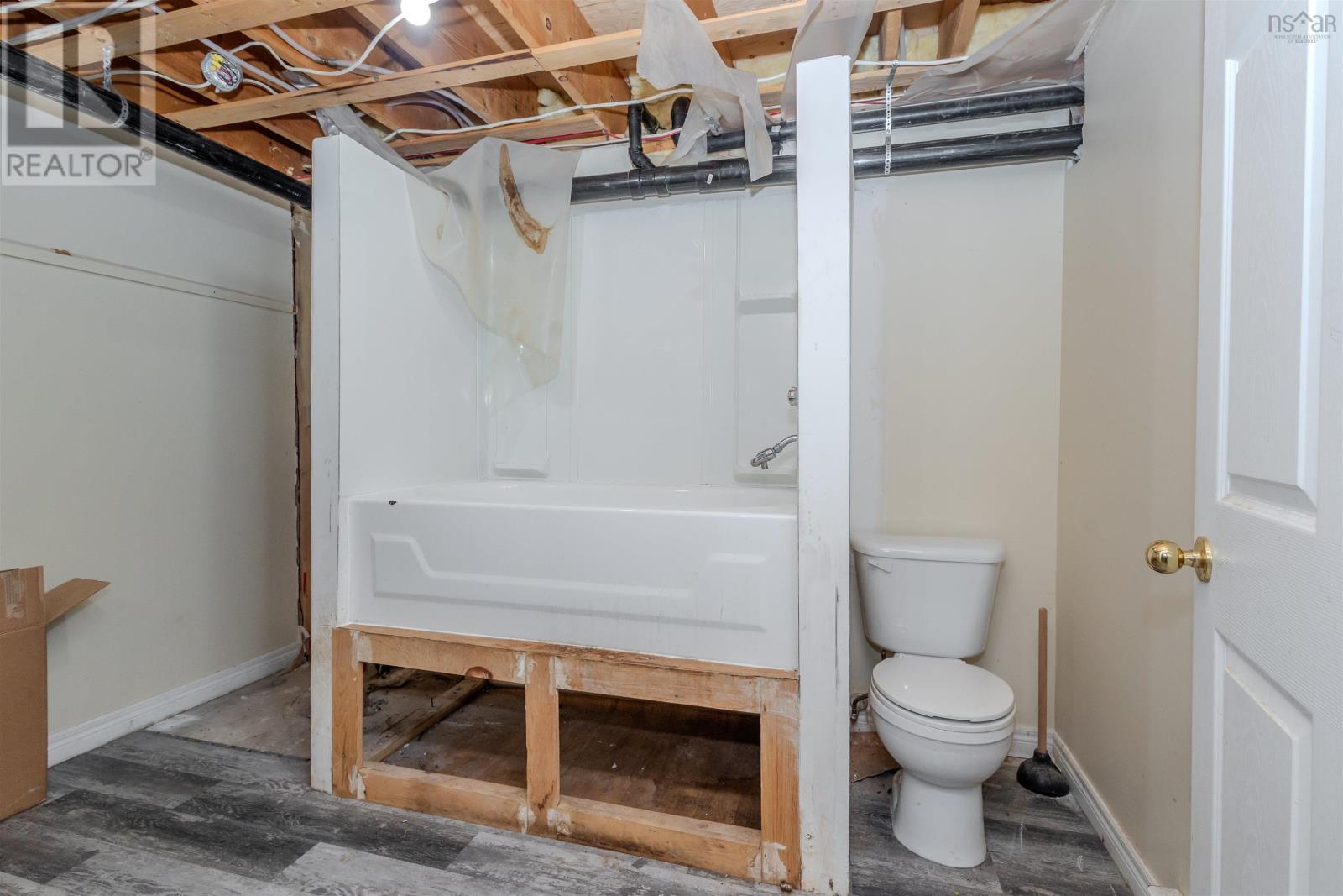 103 Paradise Road Property Photo 31