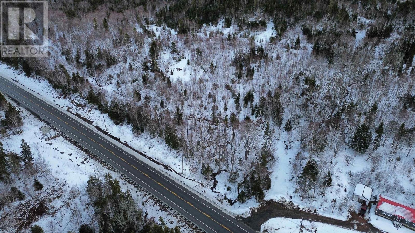 Highway 105 Property Photo 4