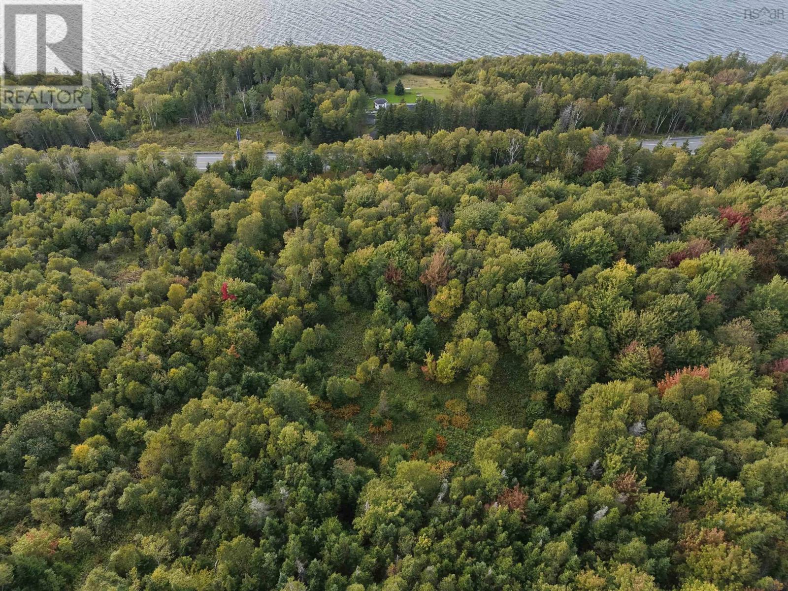 Highway 105 Property Photo 15