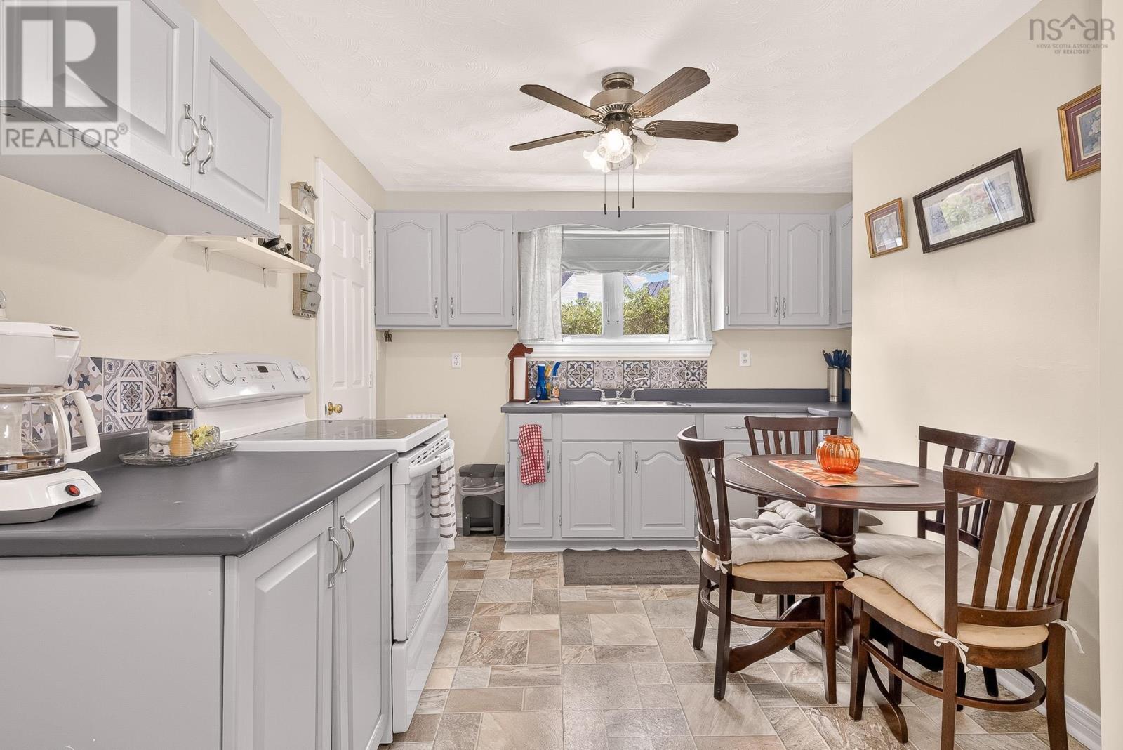 26 Mckenzie Street Property Photo 6