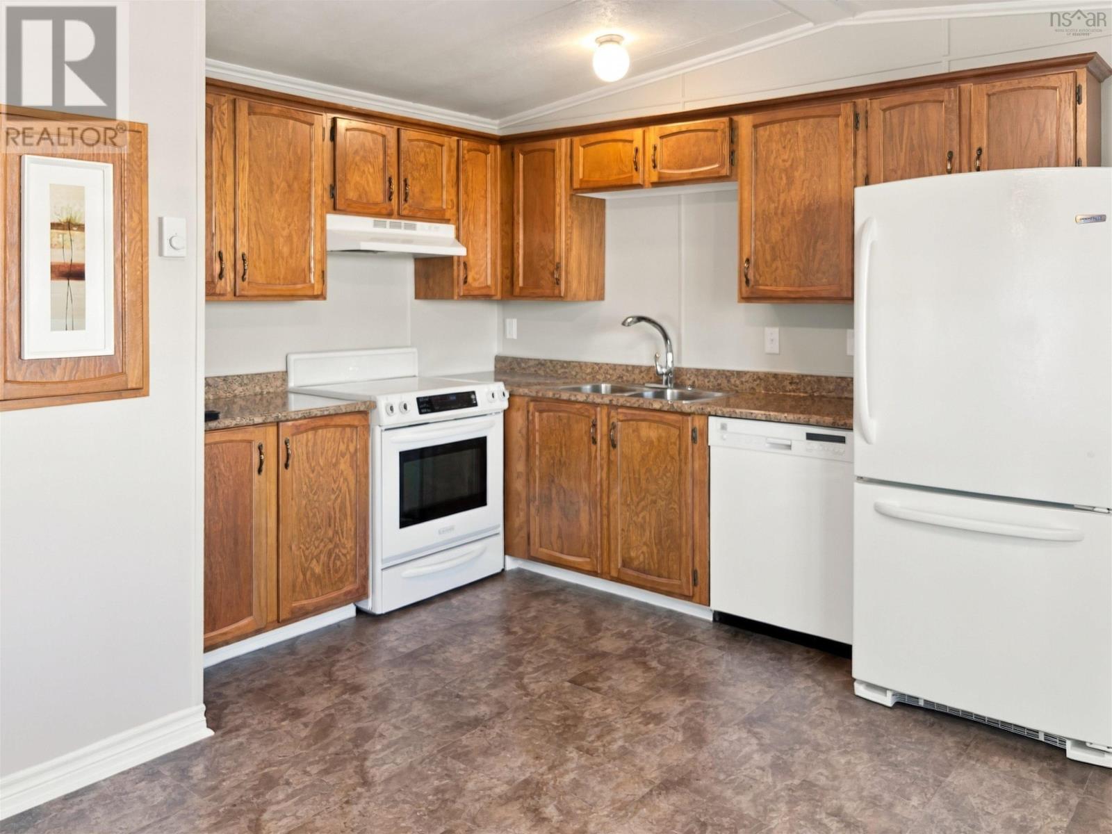 41 Costin Drive Property Photo 18