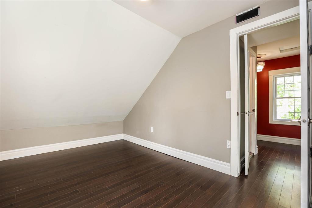480 Jefferson Avenue Property Photo 27
