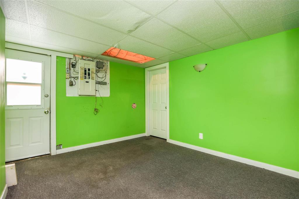 480 Jefferson Avenue Property Photo 35