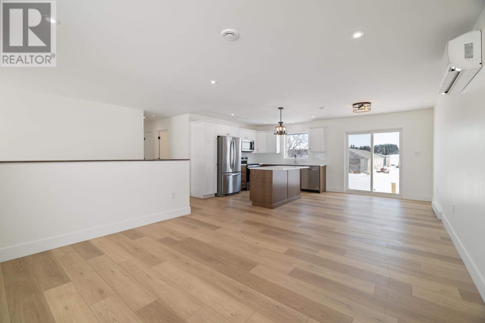 24-8 Donagh Road Property Photo 7