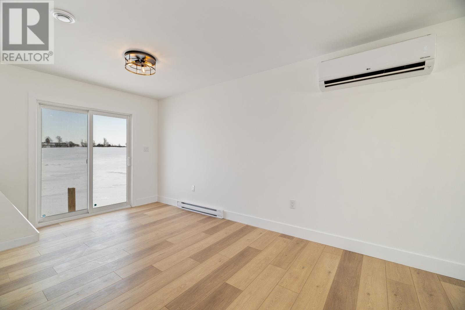 24-8 Donagh Road Property Photo 9