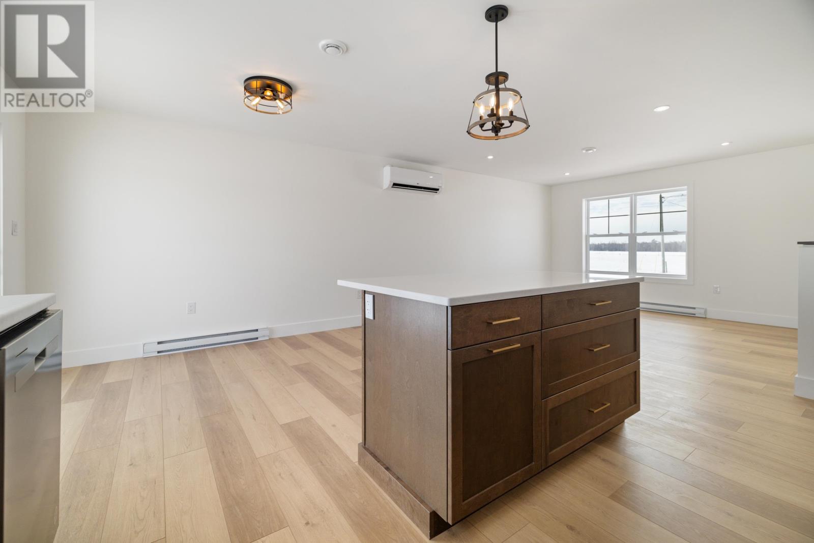 24-8 Donagh Road Property Photo 12