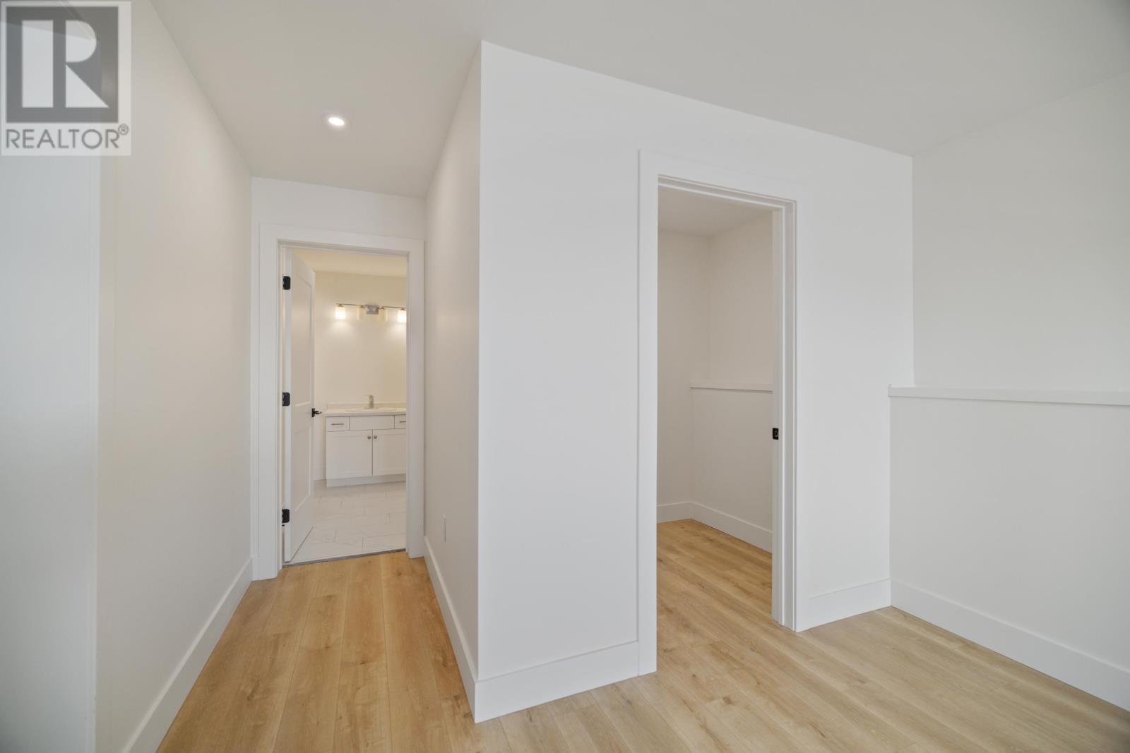 24-8 Donagh Road Property Photo 31