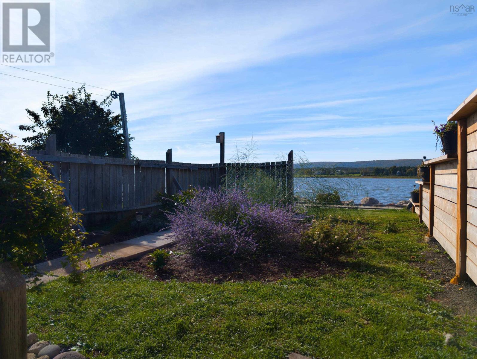 223 St George Street Property Photo 15