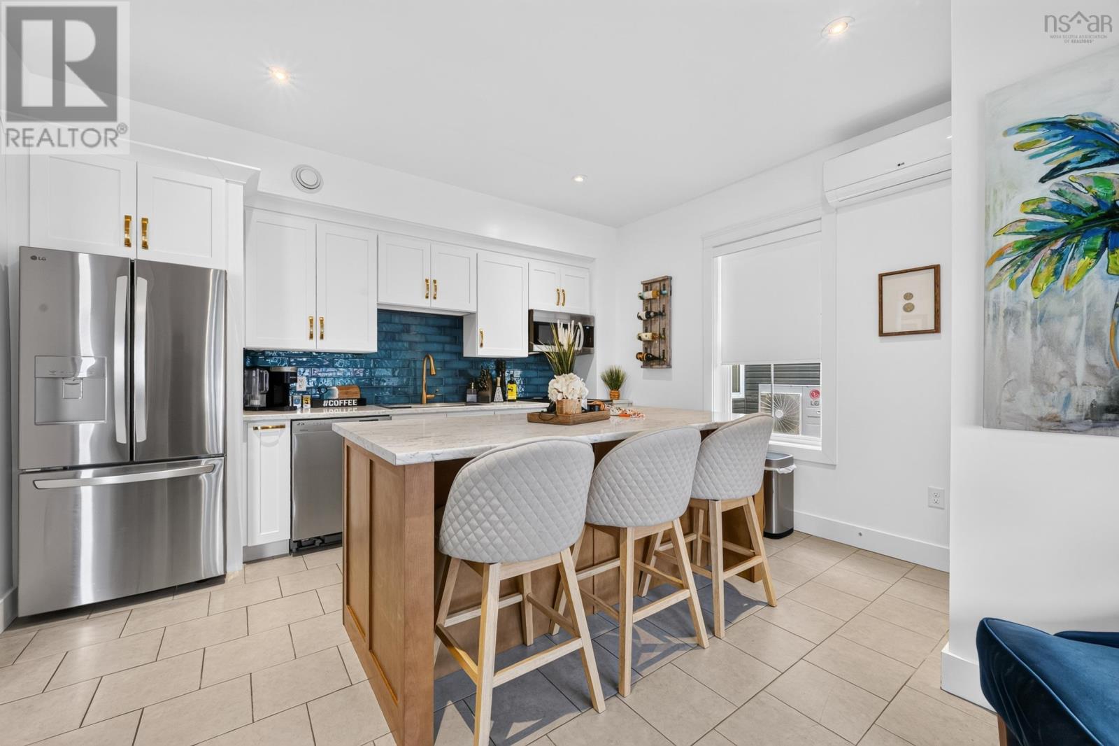 84 Charlotte Street Property Photo 8