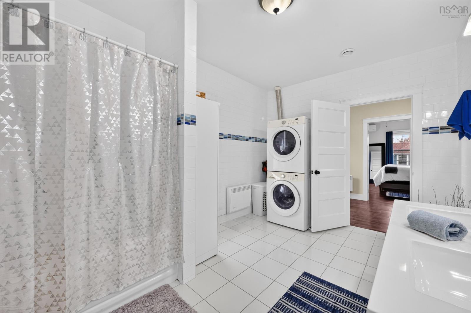 84 Charlotte Street Property Photo 29