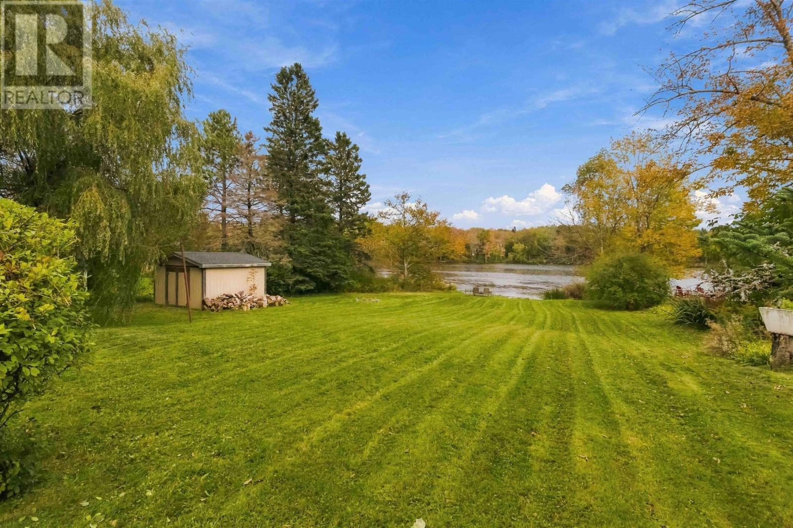 3 Wildwood Boulevard Property Photo 3