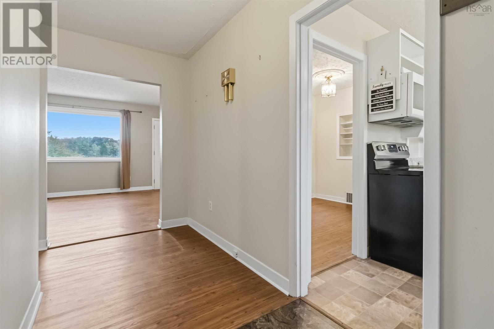 3 Wildwood Boulevard Property Photo 6