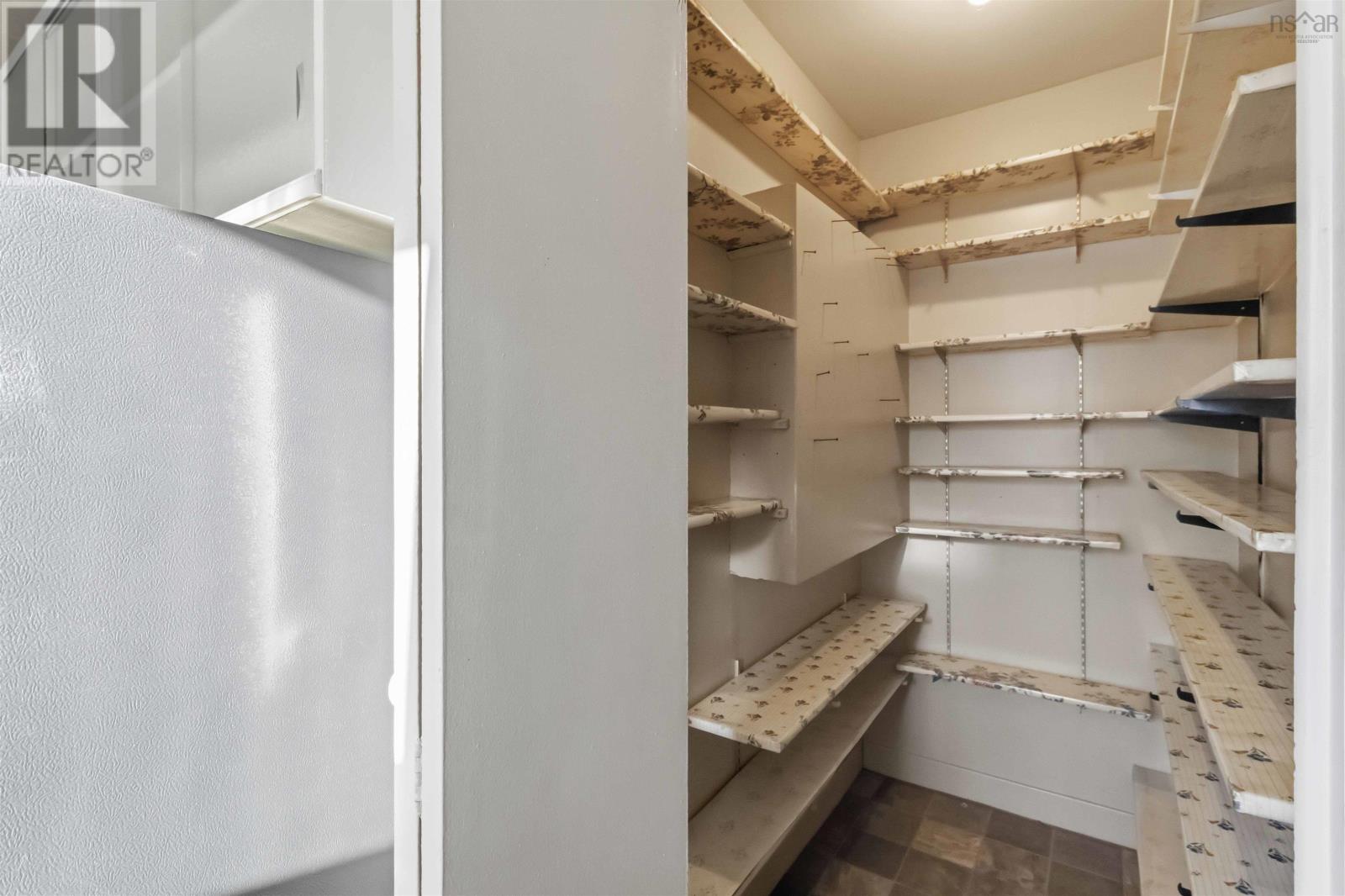 3 Wildwood Boulevard Property Photo 13
