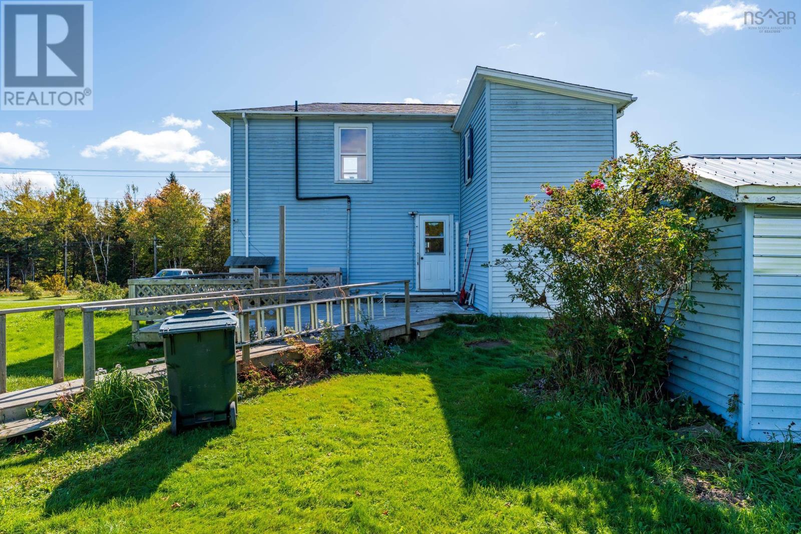 4127 Highway 1 Property Photo 34