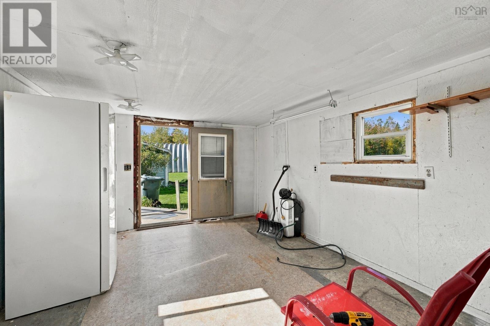 4127 Highway 1 Property Photo 44