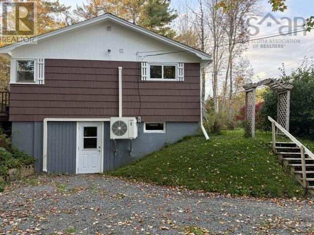 231 Lower Branch Road Property Photo 3