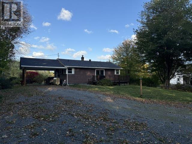 231 Lower Branch Road Property Photo 4