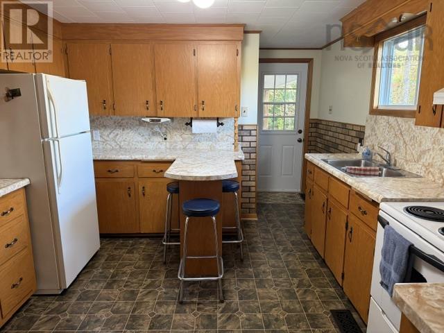 231 Lower Branch Road Property Photo 6