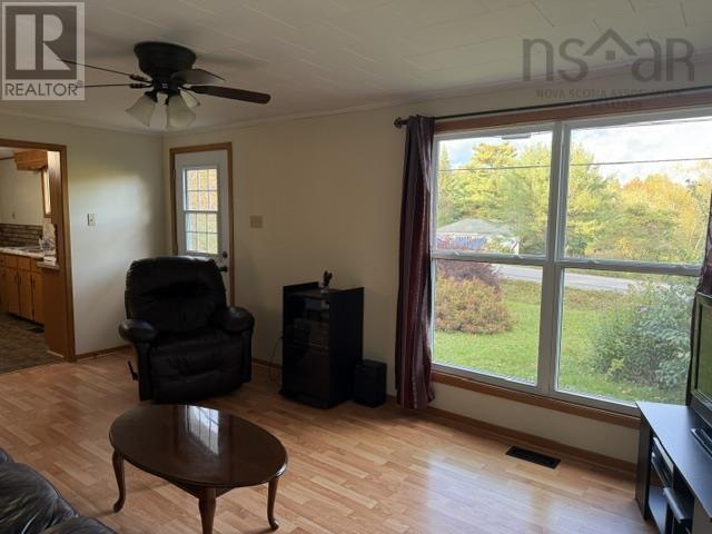 231 Lower Branch Road Property Photo 9