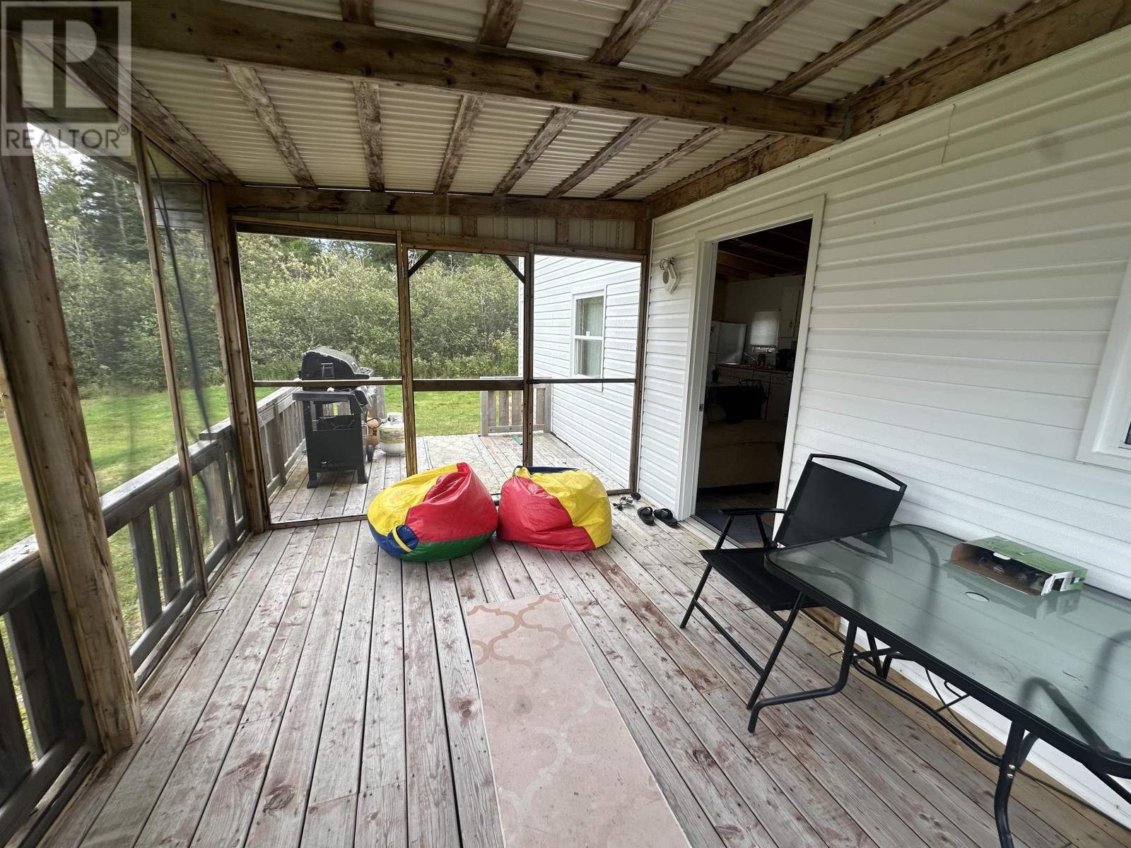 53 St Ninian Road Property Photo 7