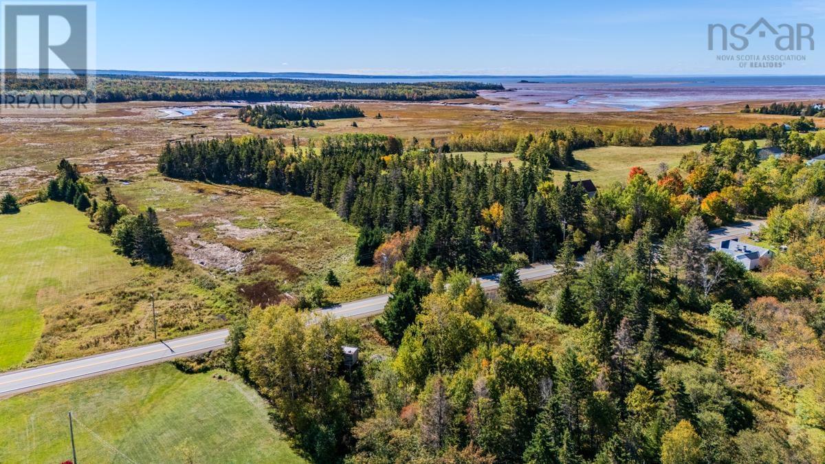 3425 Highway 2 Property Photo 6