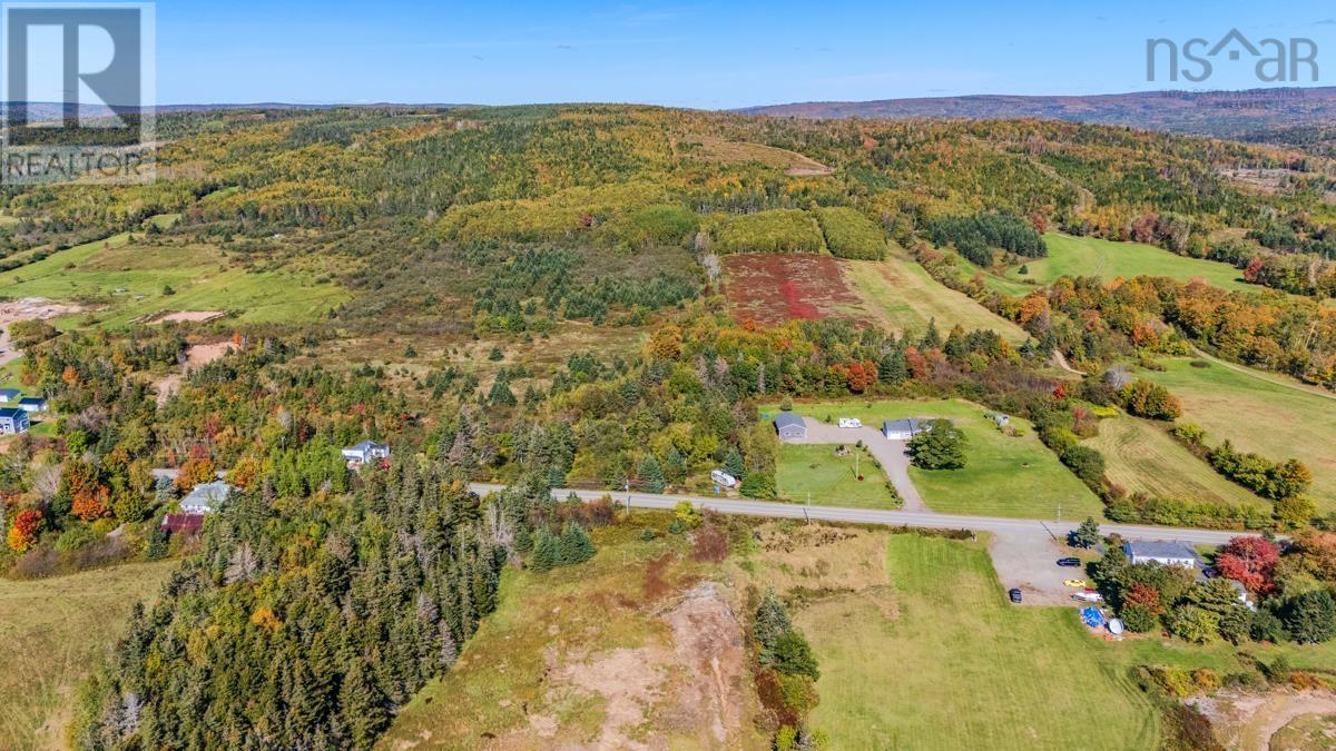 3425 Highway 2 Property Photo 13