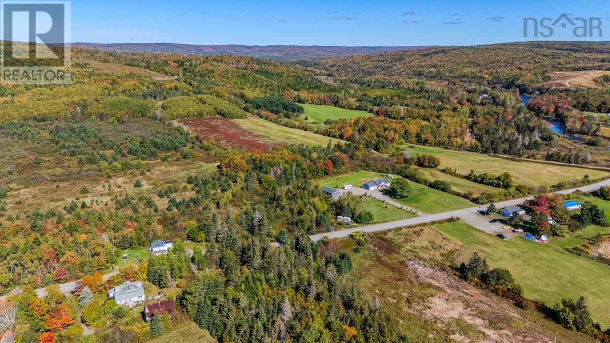 3425 Highway 2 Property Photo 14