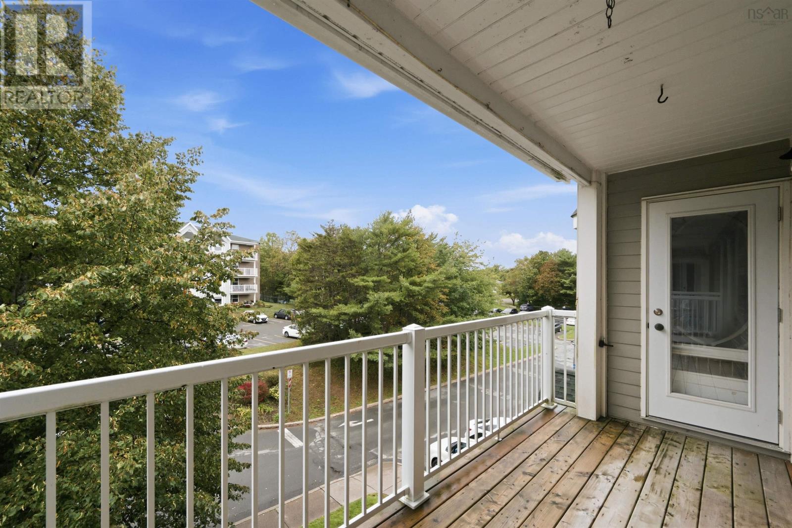 411 83 Kearney Lake Road Property Photo 28