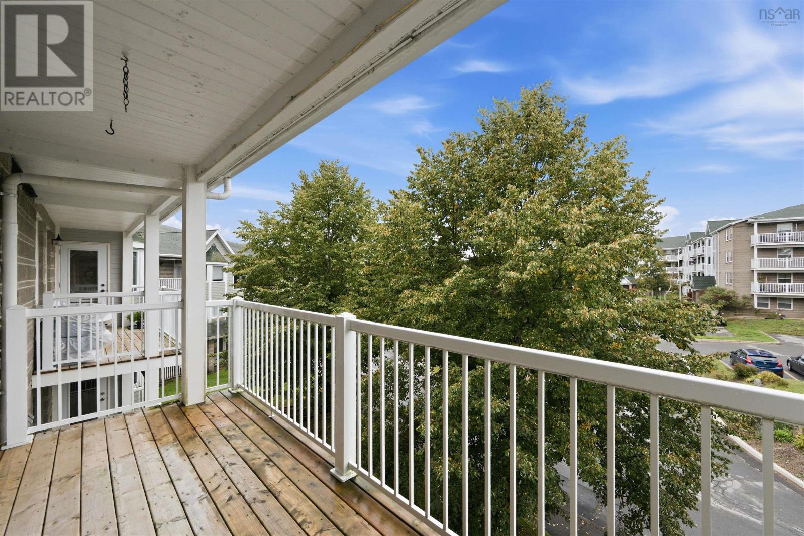 411 83 Kearney Lake Road Property Photo 29