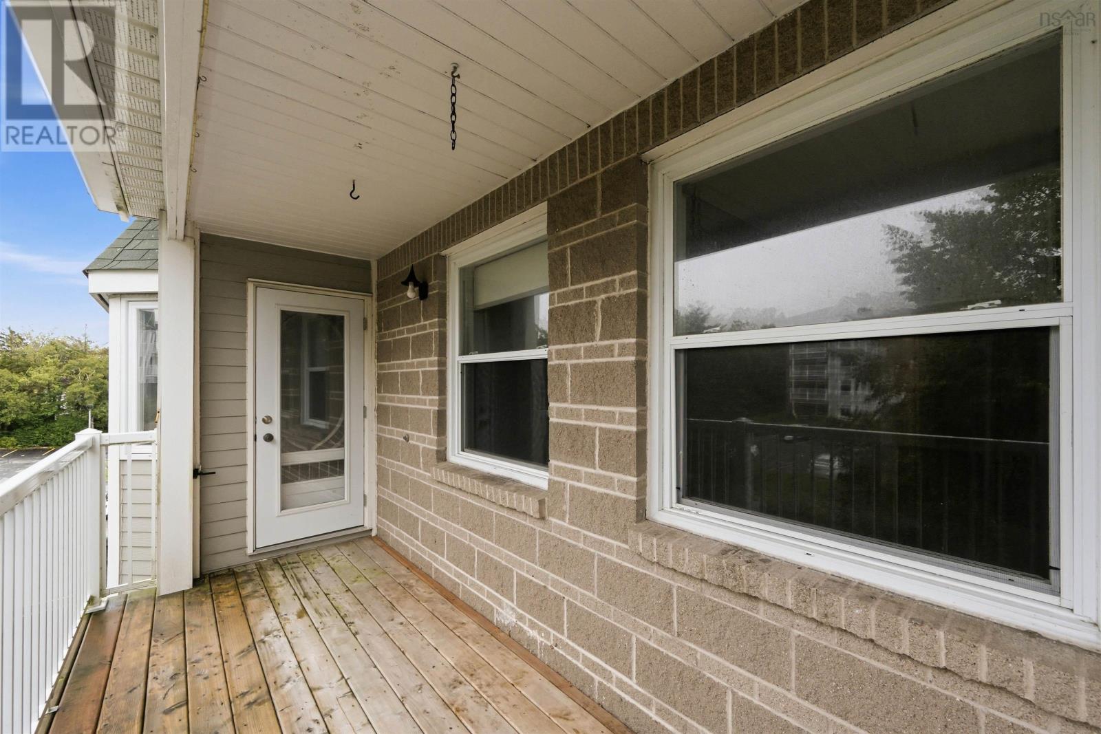 411 83 Kearney Lake Road Property Photo 30