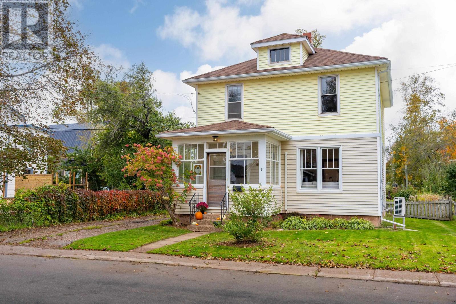 5 Lapthorne Avenue Property Photo 1
