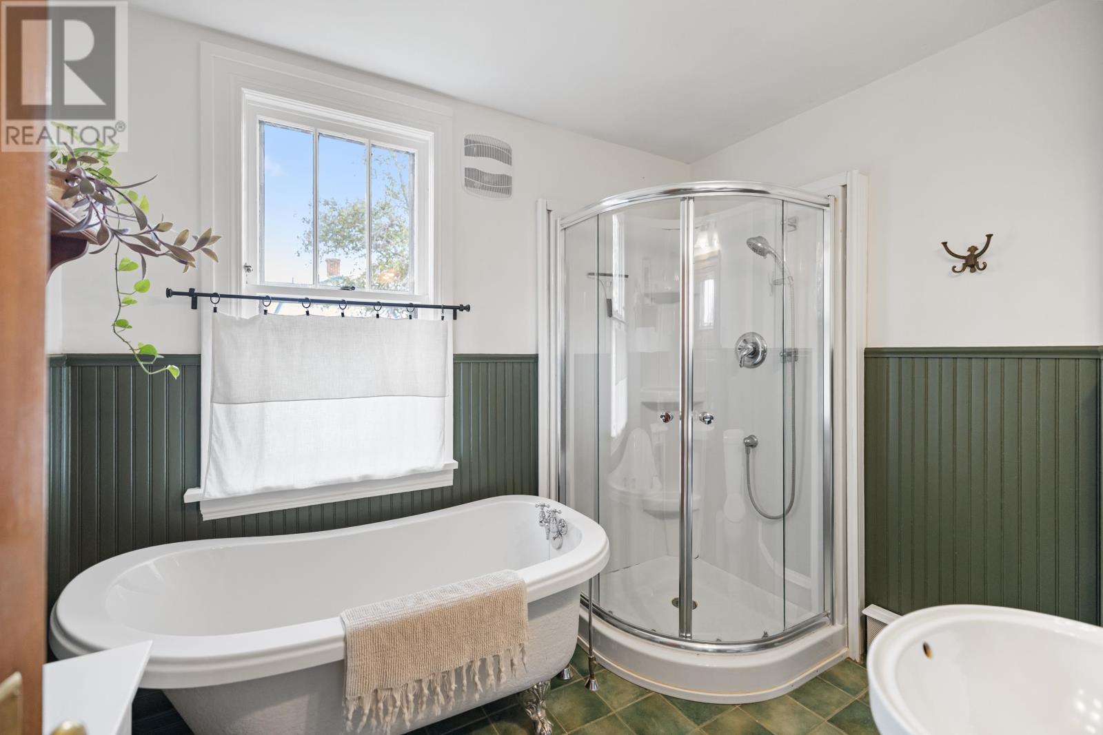 5 Lapthorne Avenue Property Photo 29