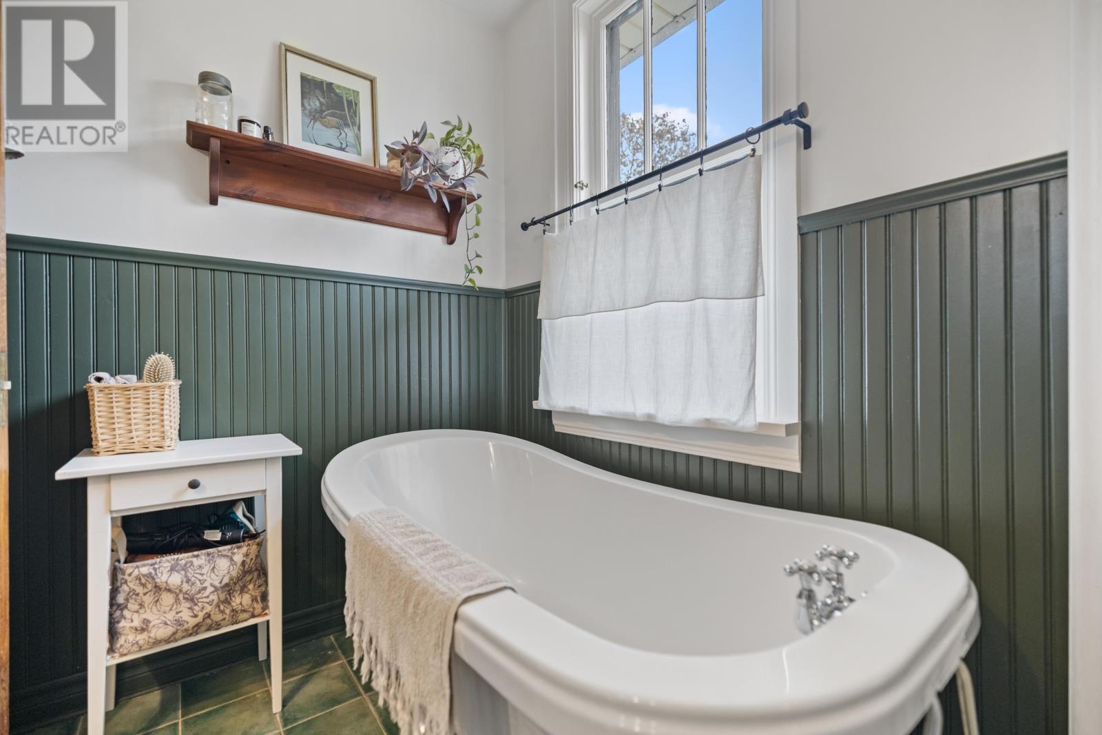 5 Lapthorne Avenue Property Photo 30