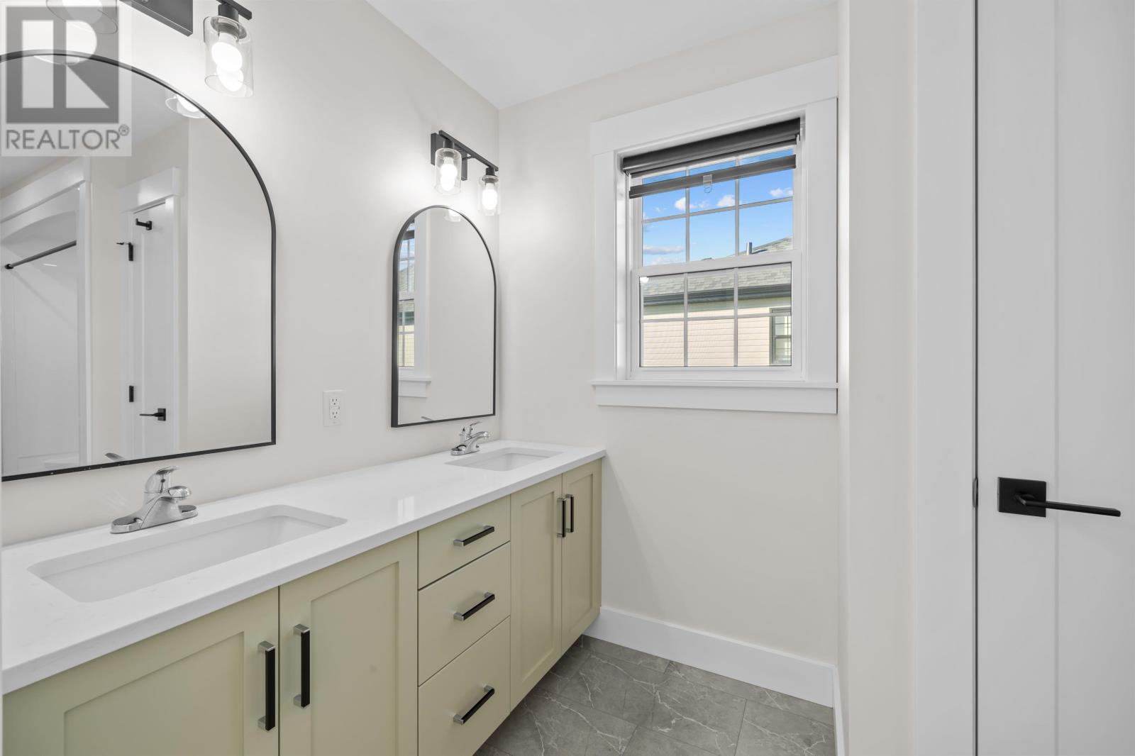 40 Samantha Lane Property Photo 19