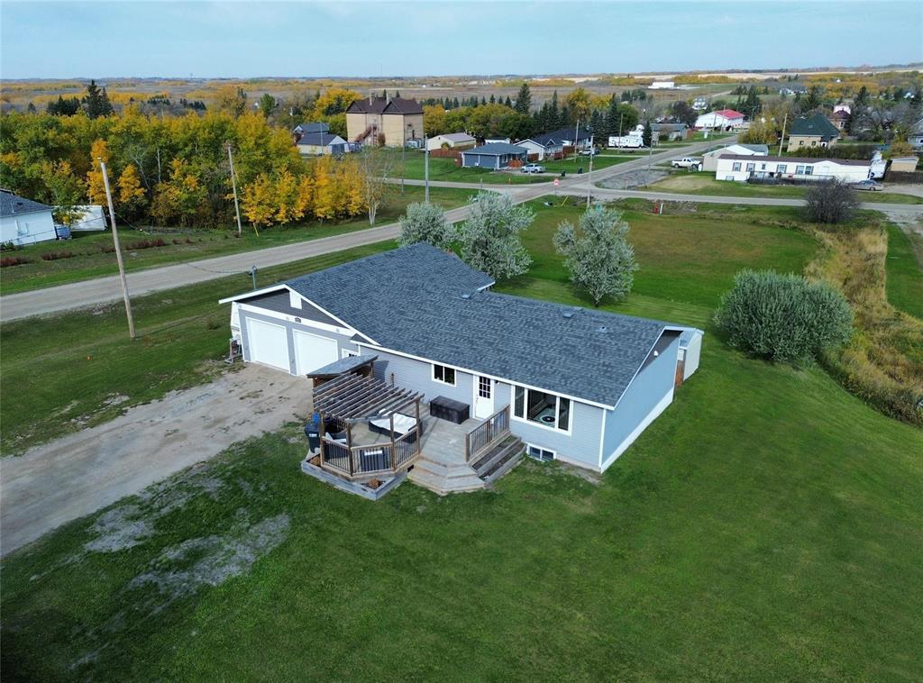 390 6th Avenue Property Photo 1