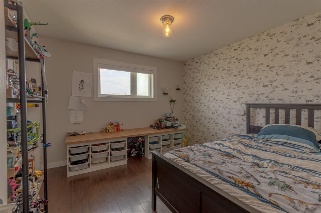 390 6th Avenue Property Photo 15