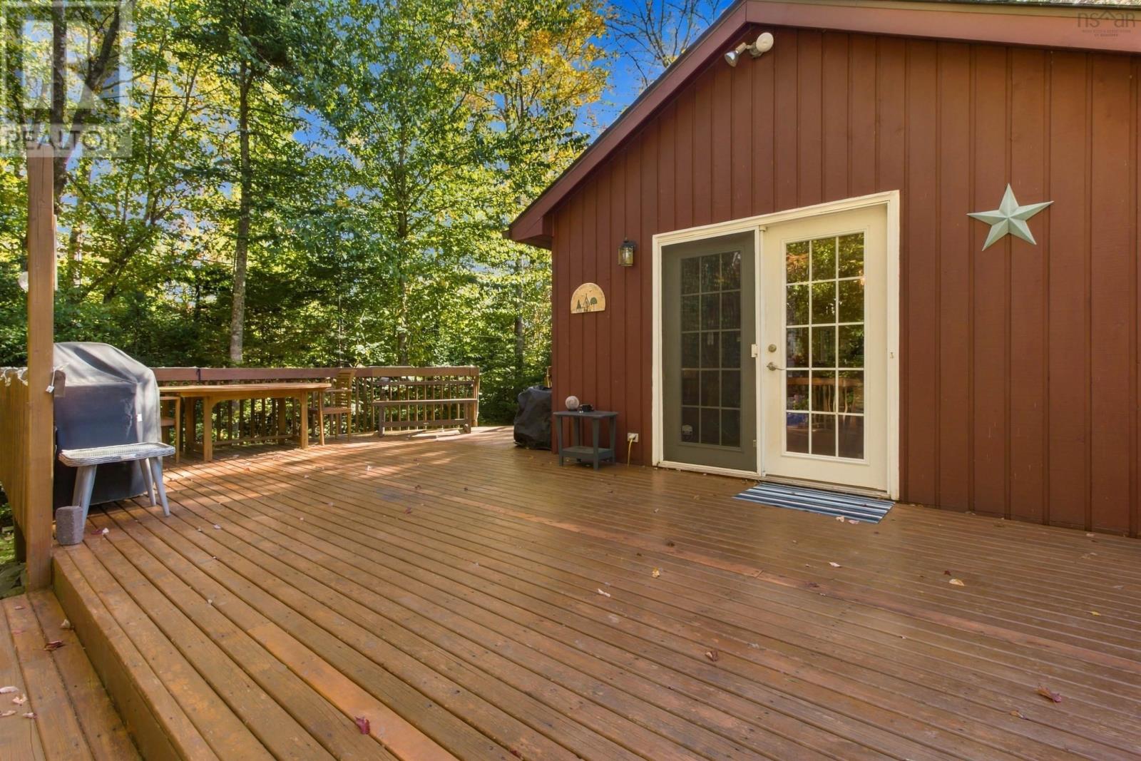 226 Windsor Drive Property Photo 37