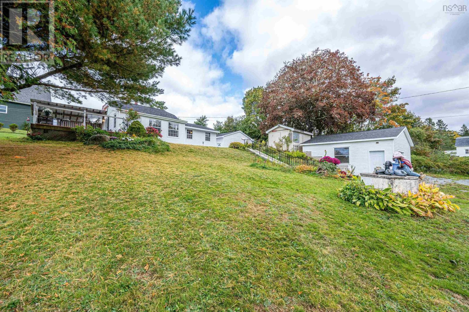 66 Old Halifax Road Property Photo 3