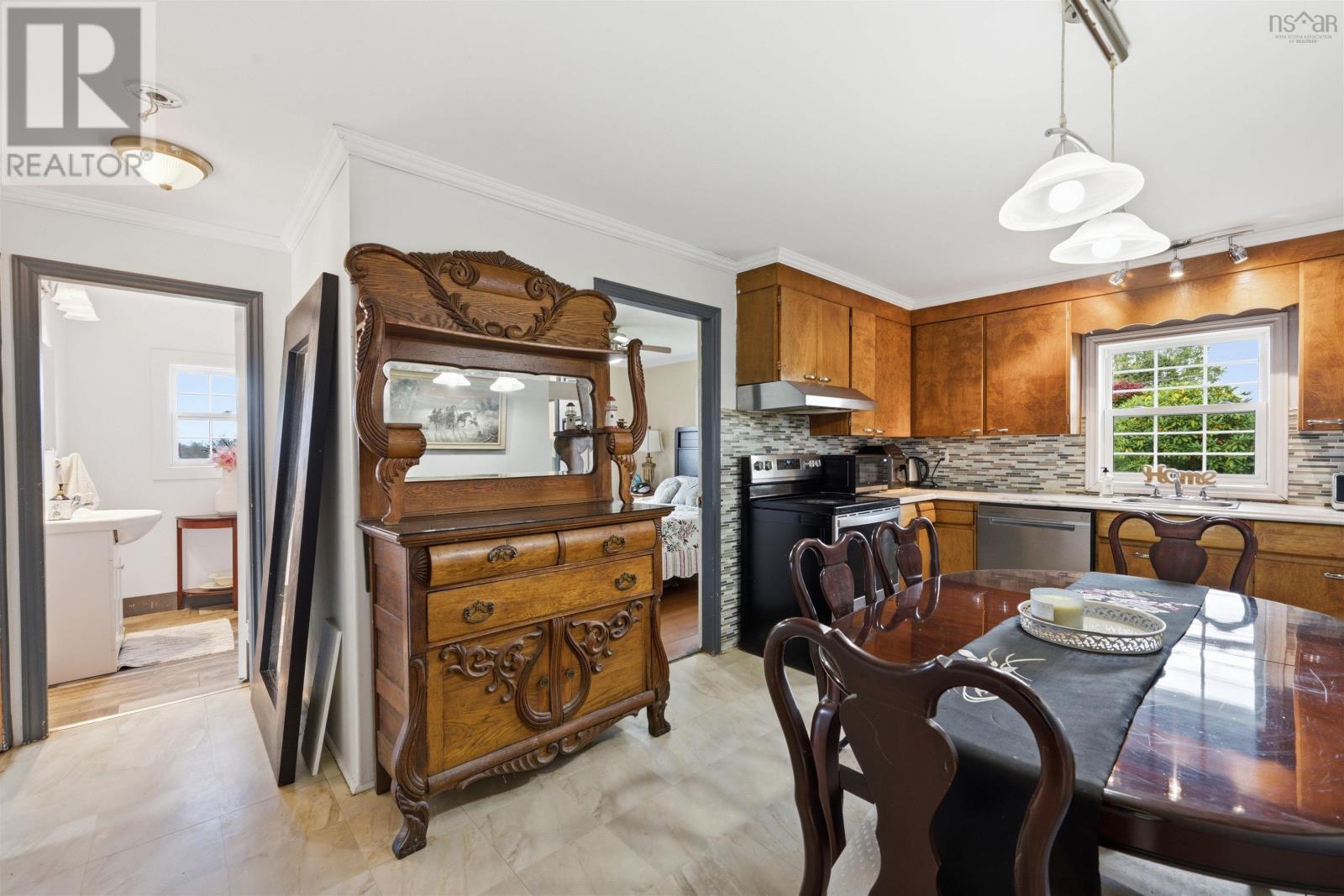 66 Old Halifax Road Property Photo 8