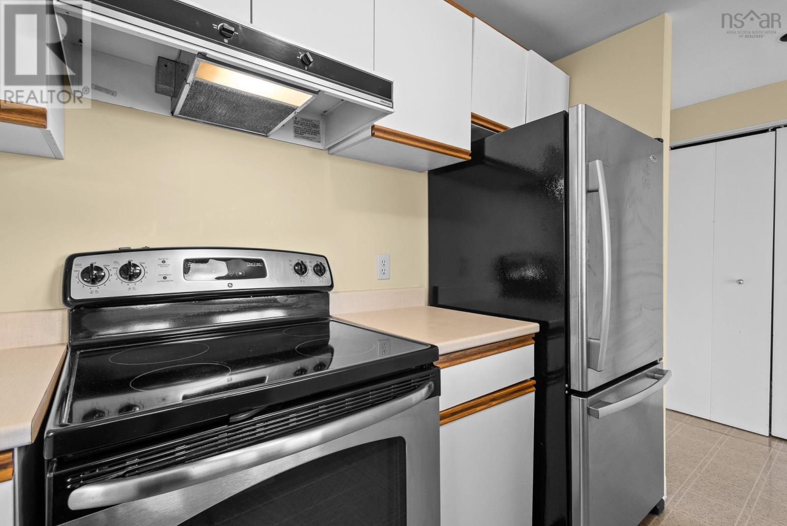416 1326 Lower Water Street Property Photo 11