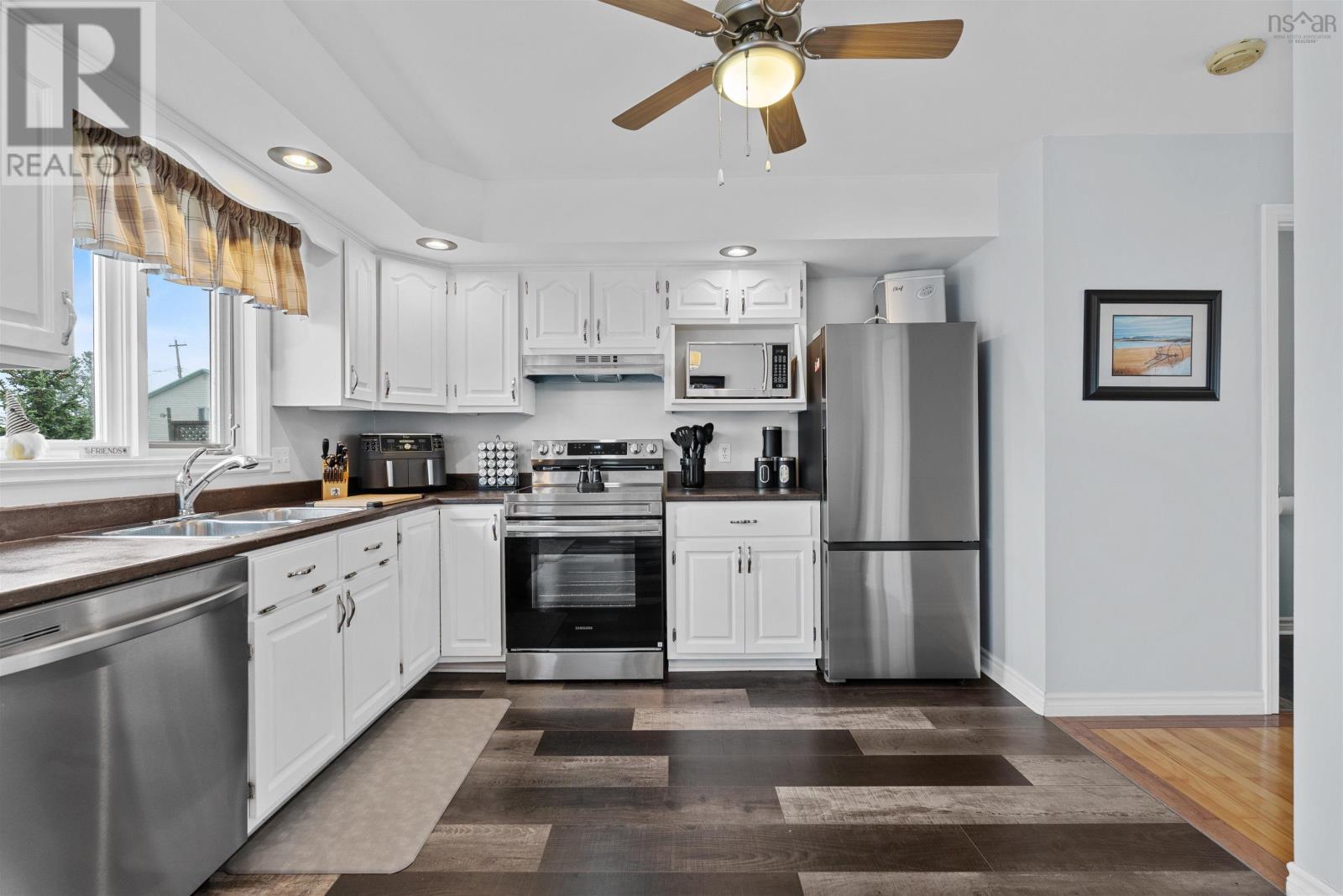 12 Kohar Court Property Photo 18