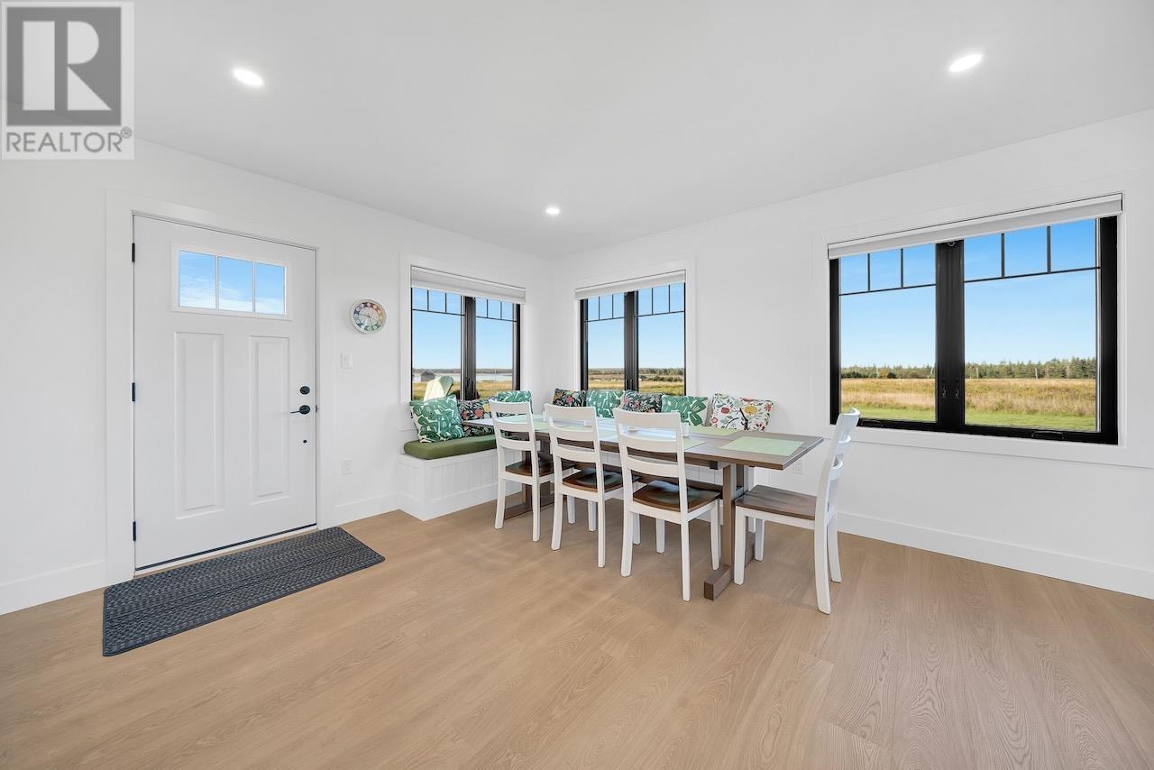 64 Dingwell Road Property Photo 21