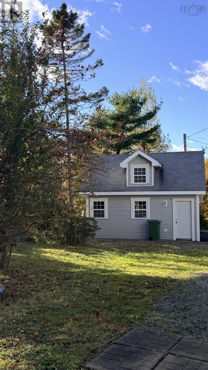 521 Piggott Avenue Property Photo 36