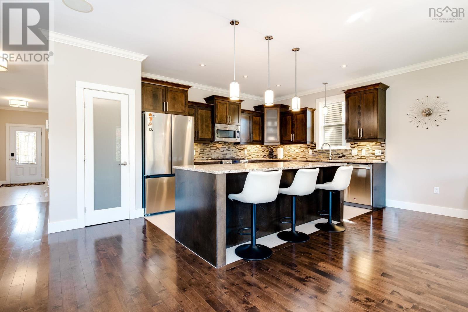 32 Hollyhock Way Property Photo 11